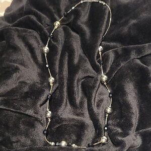 🍁🍁Silver Necklace with Beads and Pendant Elements